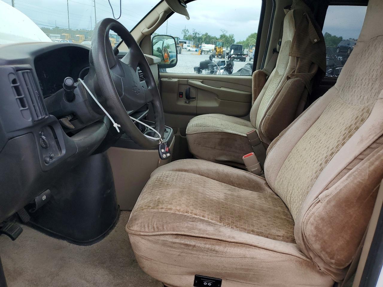 2006 Chevrolet Express G3500 - Фото 7