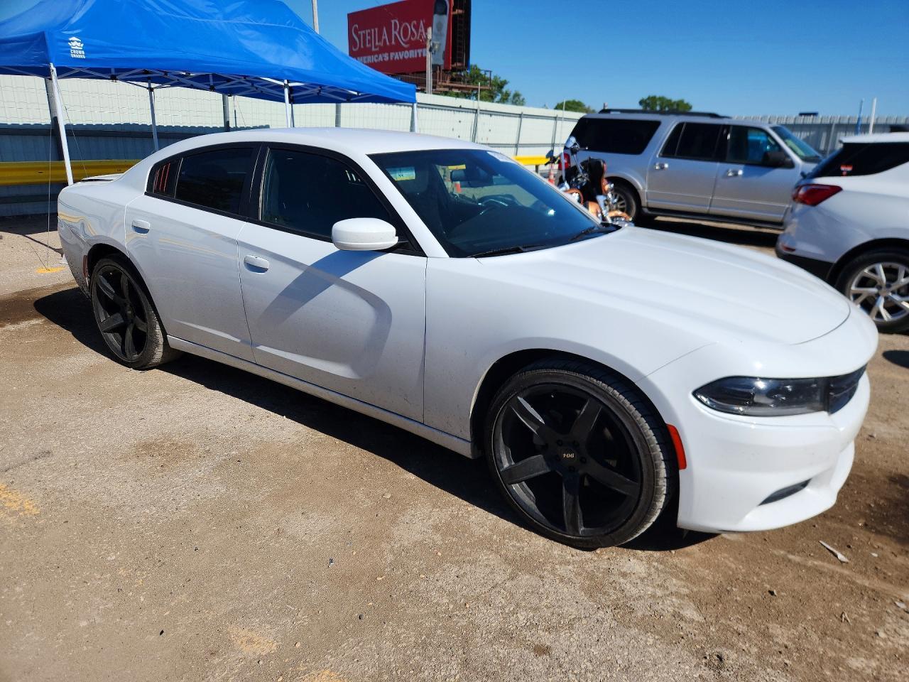 2022 Dodge Charger Sxt - Image 4