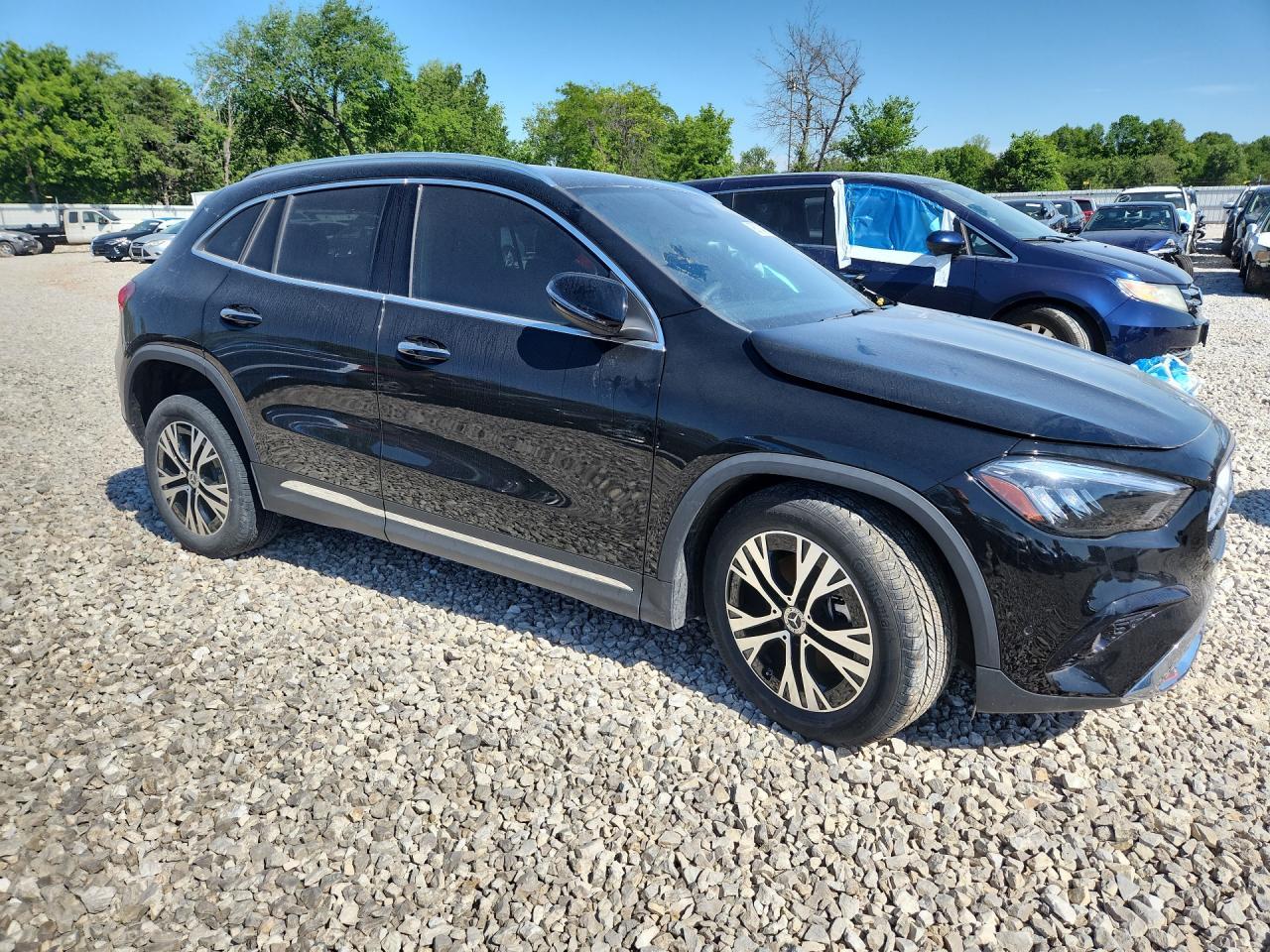 2025 Mercedes-Benz Gla 250 4Matic - Image 4