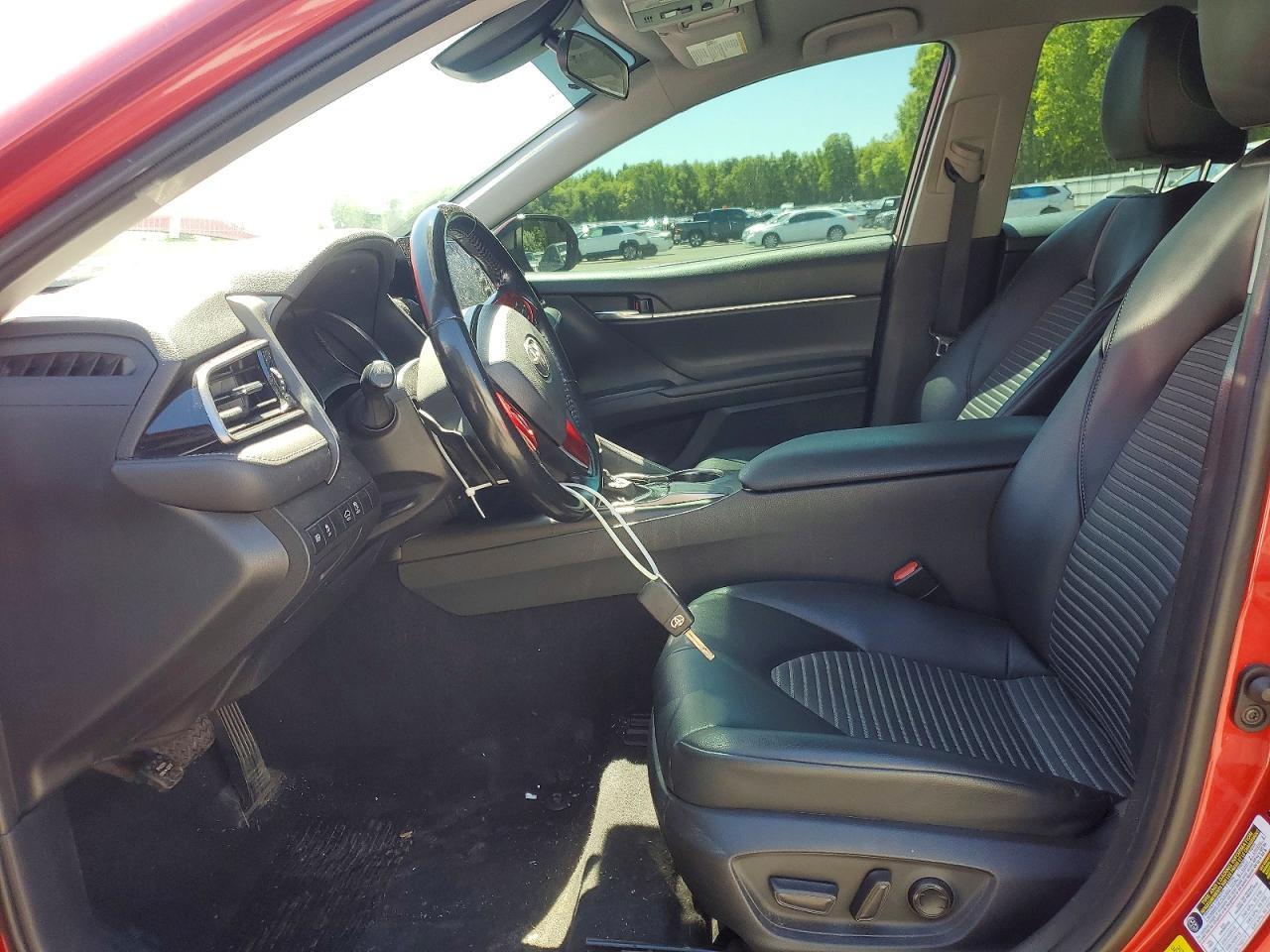 2021 Toyota Camry Se - Image 7