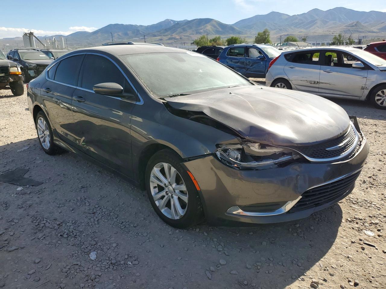 2015 Chrysler 200 Limited - Фото 4