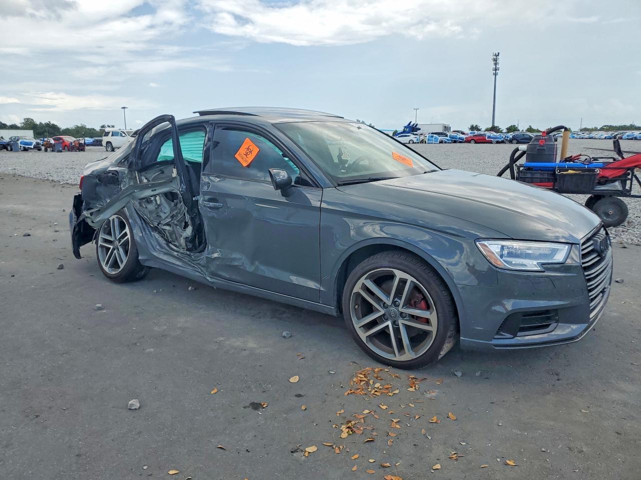 2020 Audi A3 Premium - Фото 4