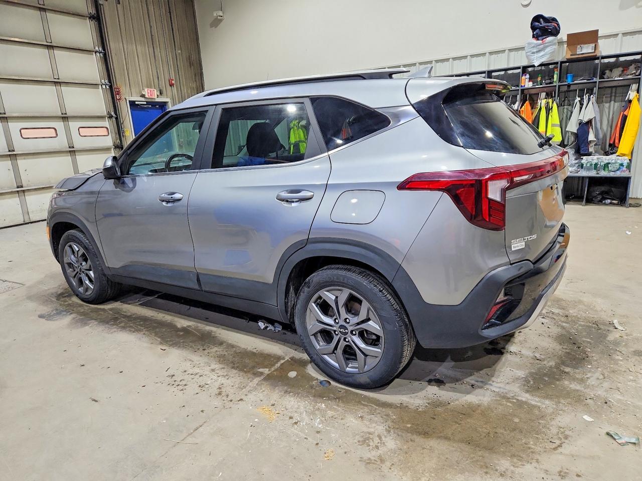 2024 Kia Seltos S - Image 2