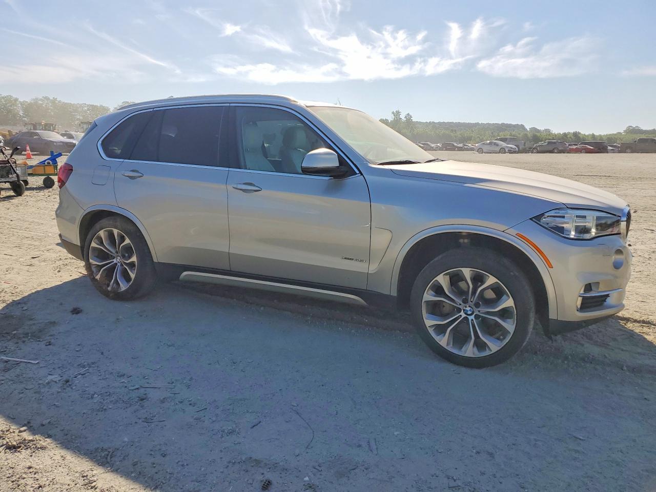 2015 BMW X5 xDrive35I - Фото 4