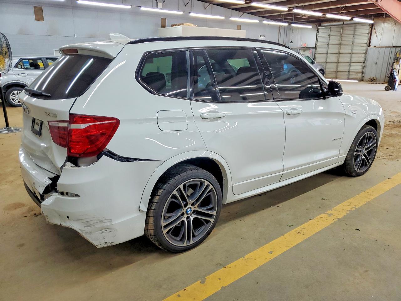 2017 BMW X3 xDrive35I - Фото 3
