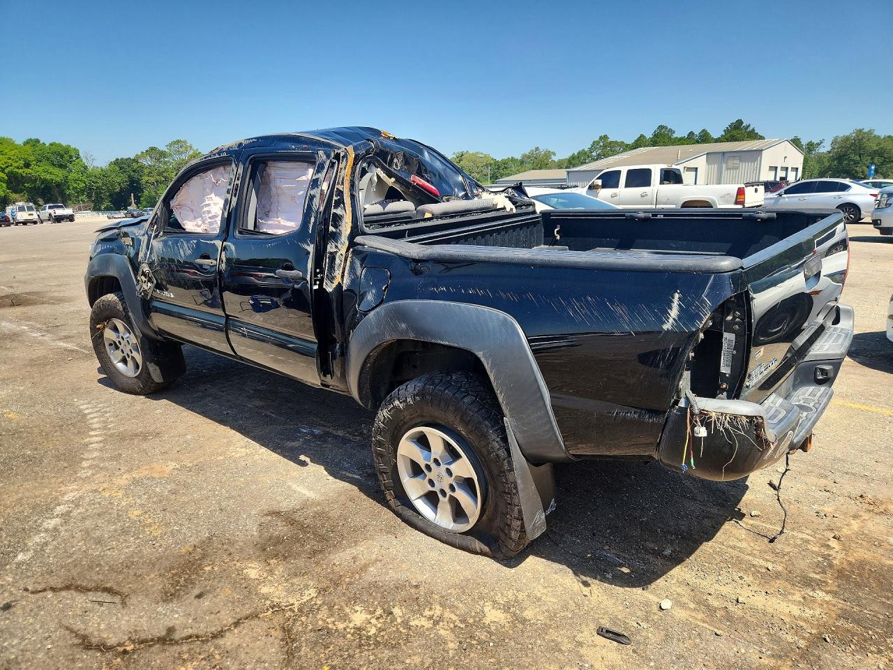 2013 Toyota Tacoma Double Cab - Image 2