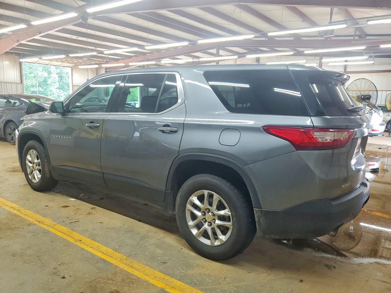 2019 Chevrolet Traverse Ls - Image 2