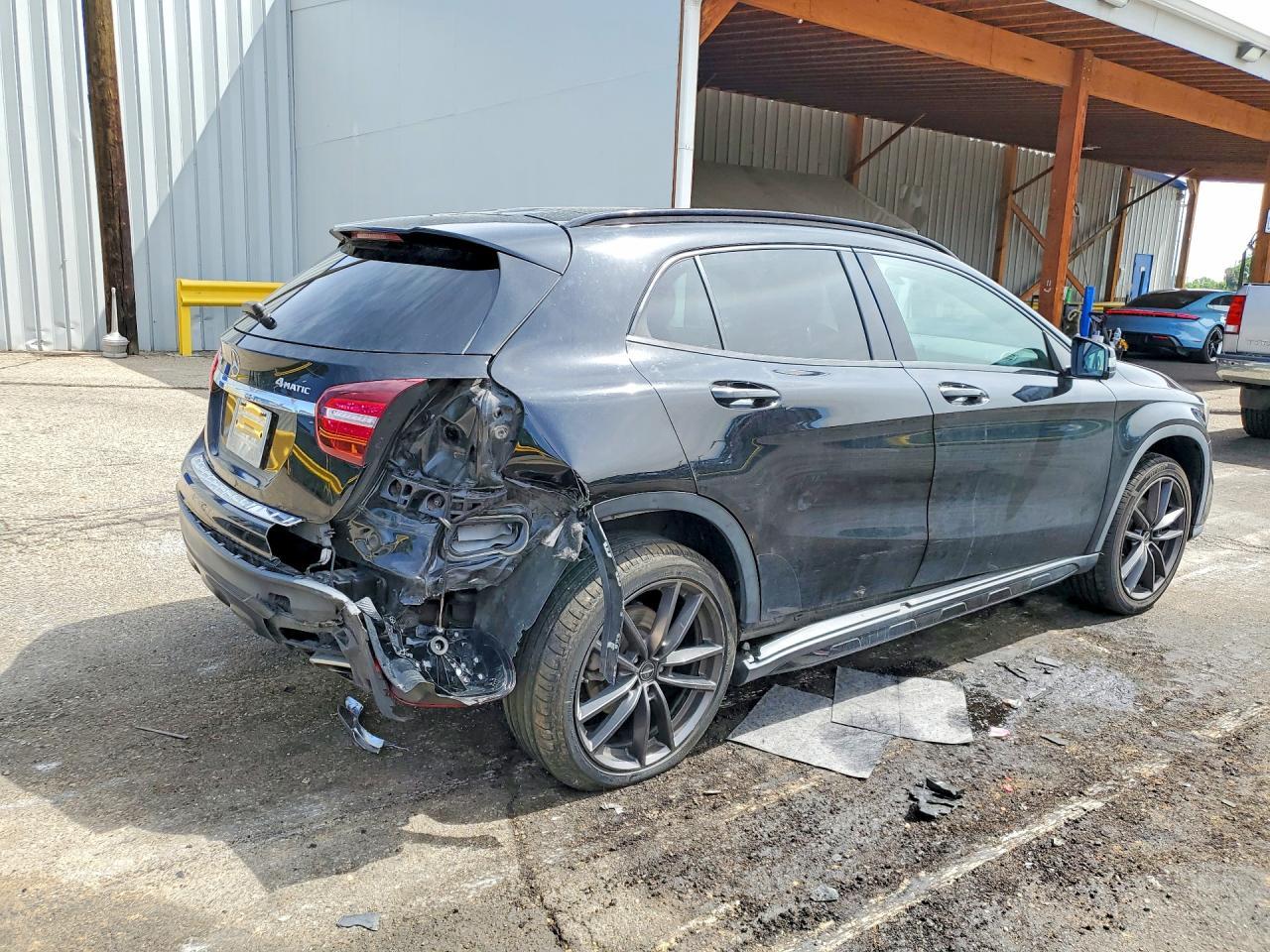 2020 Mercedes-Benz Gla 250 4Matic - Image 3
