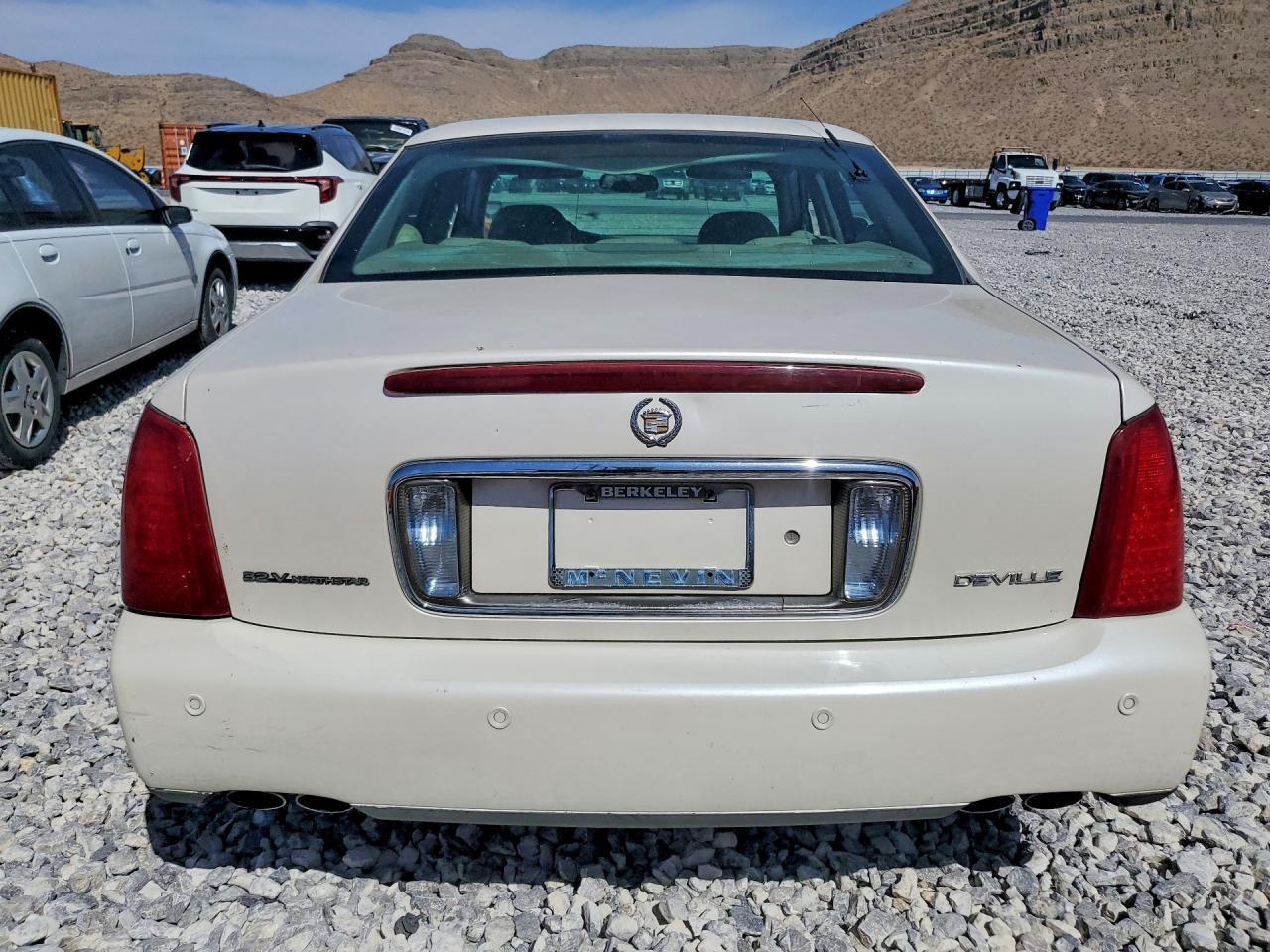 2000 Cadillac Deville - Фото 6