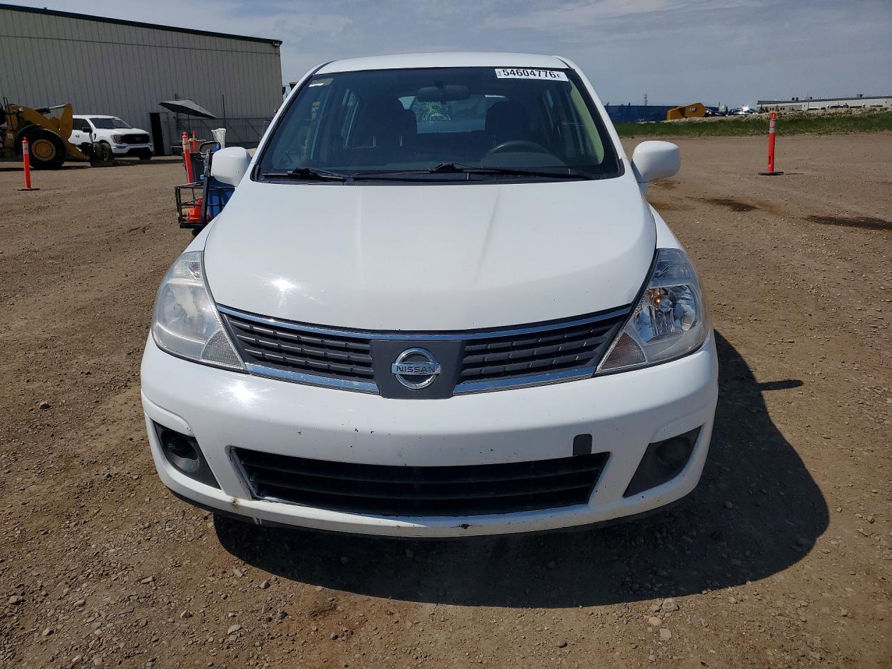 2011 Nissan Versa 1.8 S - Image 5
