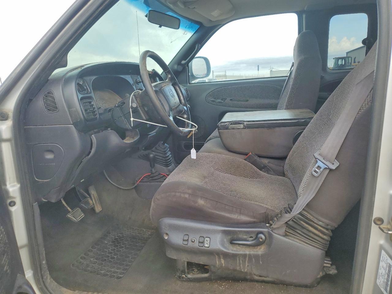 2002 Dodge Ram 2500 - Image 7