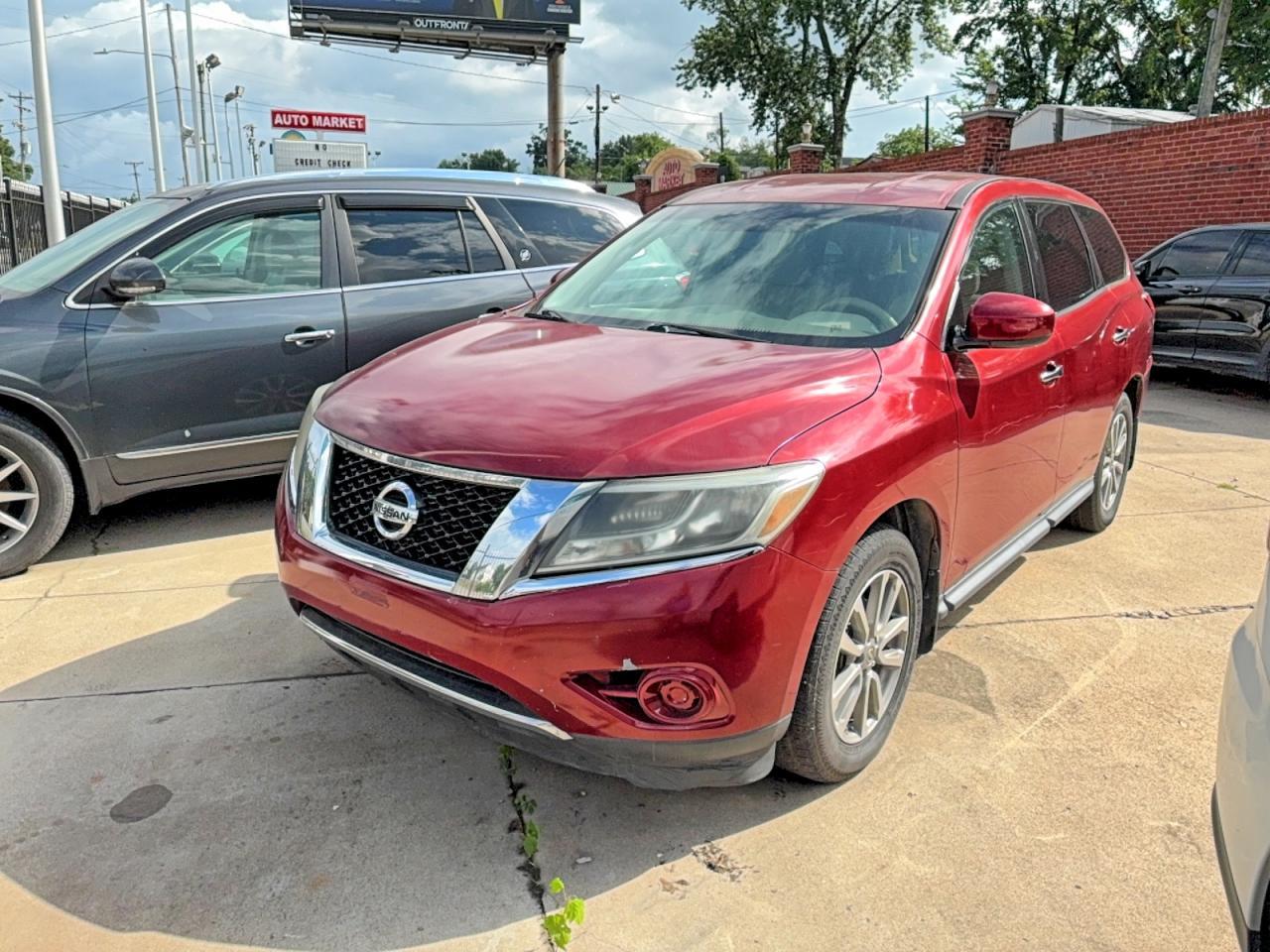 2014 Nissan Pathfinder S - Фото 2