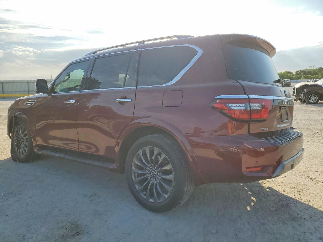 2023 Nissan Armada Platinum - Image 2