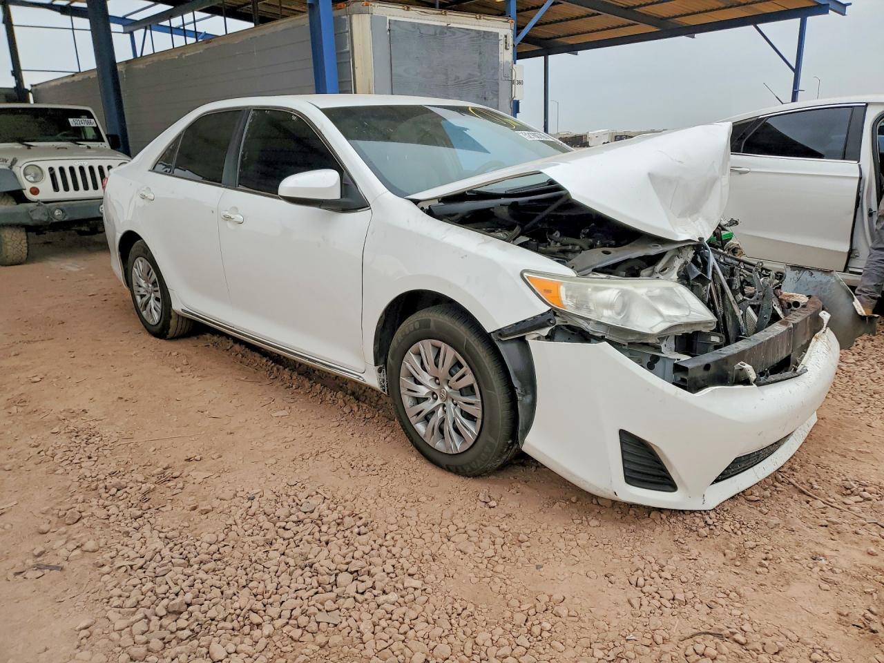 2012 Toyota Camry Le - Фото 4