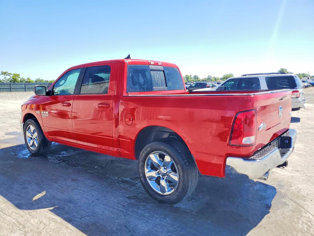 2019 Ram 1500 Classic Slt - Фото 2