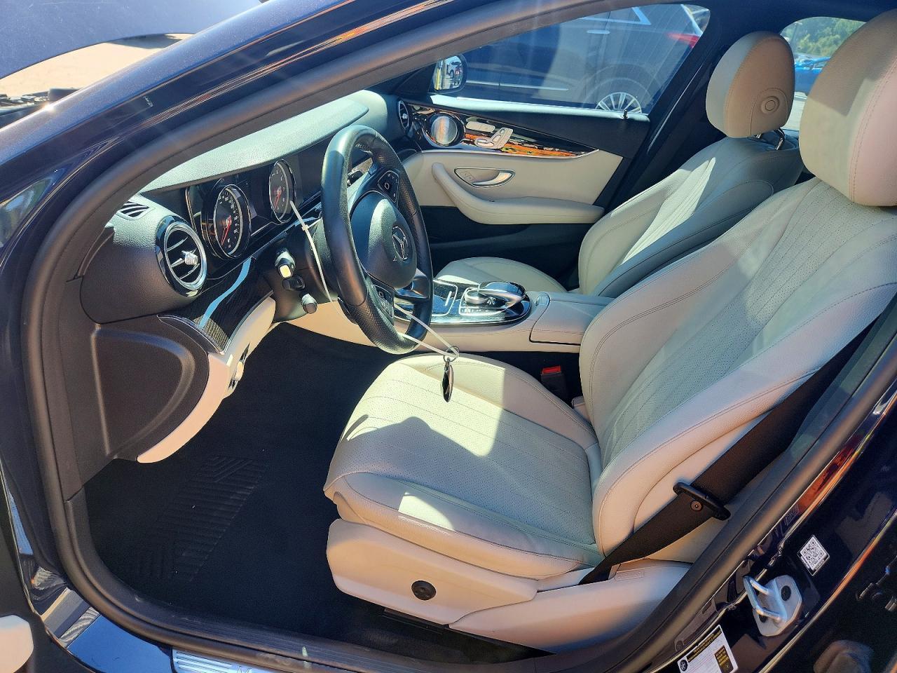 2018 Mercedes-Benz E 300 - Image 7