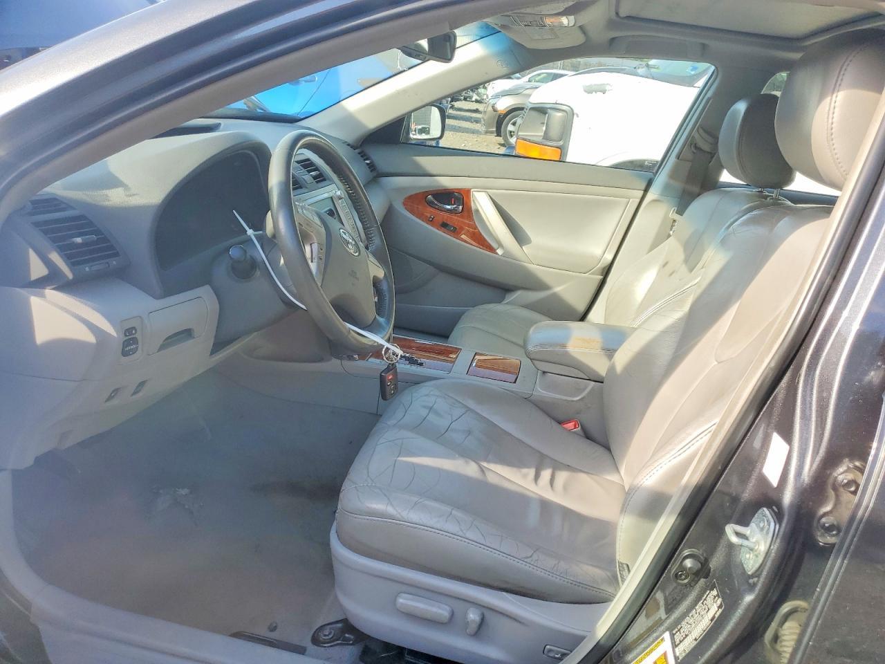 2011 Toyota Camry Hybrid - Фото 7