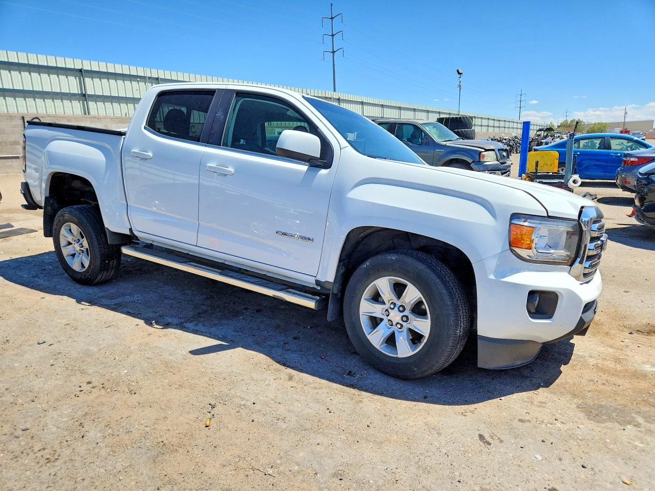 2017 GMC Canyon Sle - Image 4