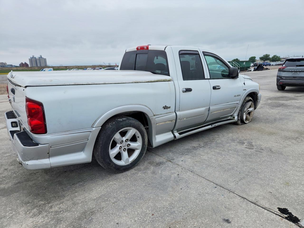 2008 Dodge Ram 1500 St - Image 3