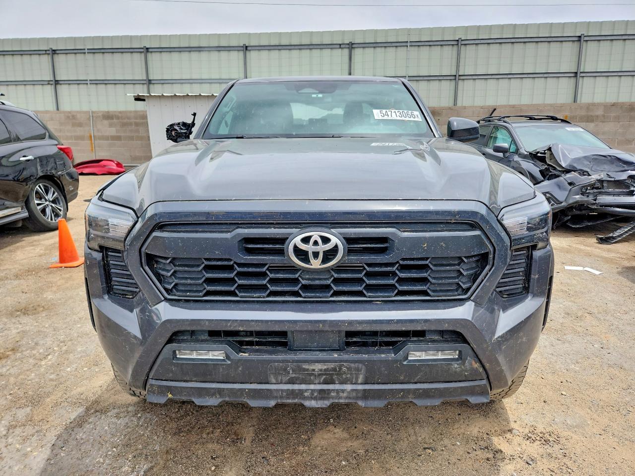 2025 Toyota Tacoma Trd Off-Road - Image 5