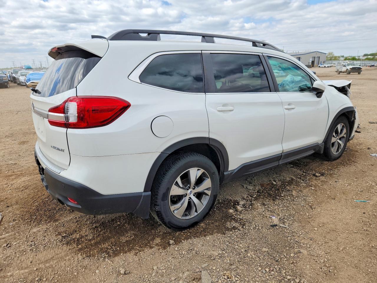 2020 Subaru Ascent Premium - Image 3