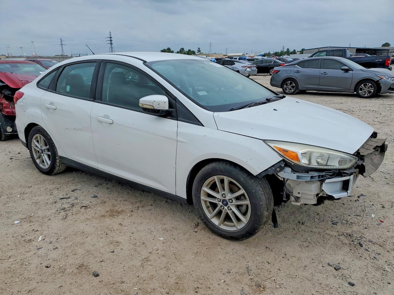 2016 Ford Focus Se - Image 4