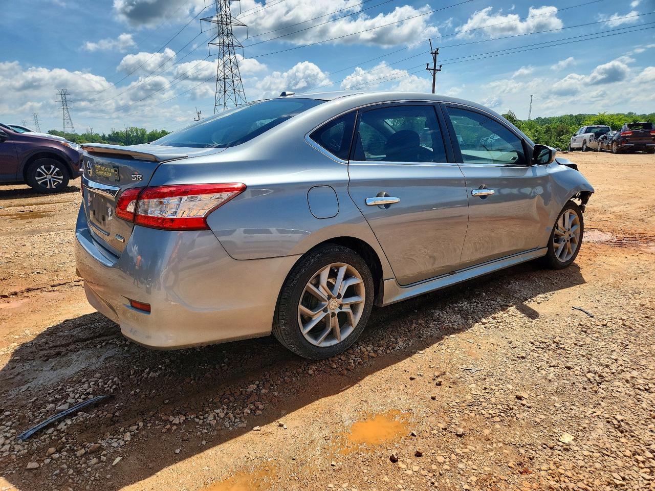 2014 Nissan Sentra Sr - Фото 3