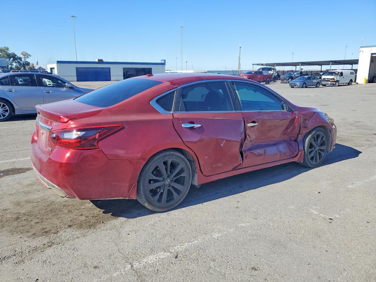 2018 Nissan Altima 2.5 Sr - Фото 3