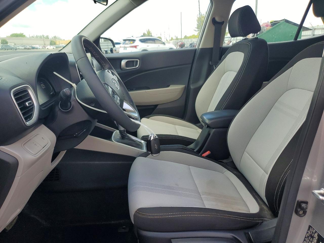2024 Hyundai Venue Sel - Фото 7