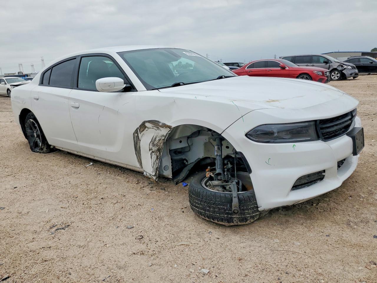 2022 Dodge Charger Sxt - Фото 4