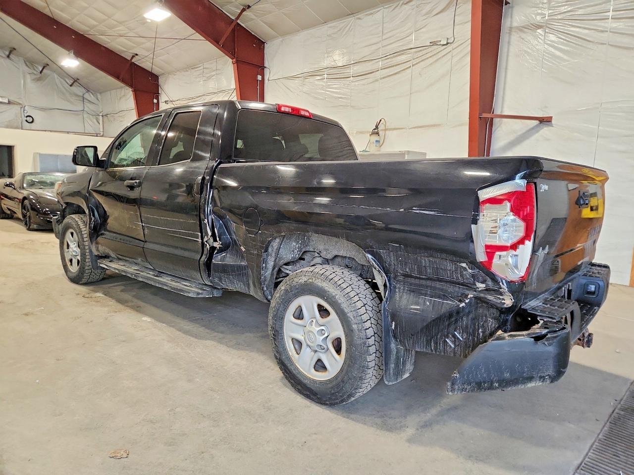 2019 Toyota Tundra Sr - Фото 2