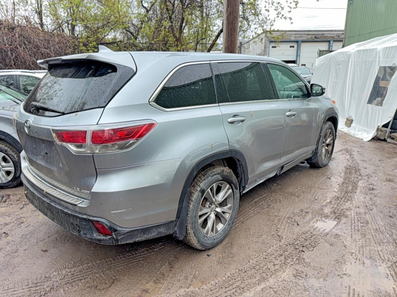 2014 Toyota Highlander Le - Фото 4