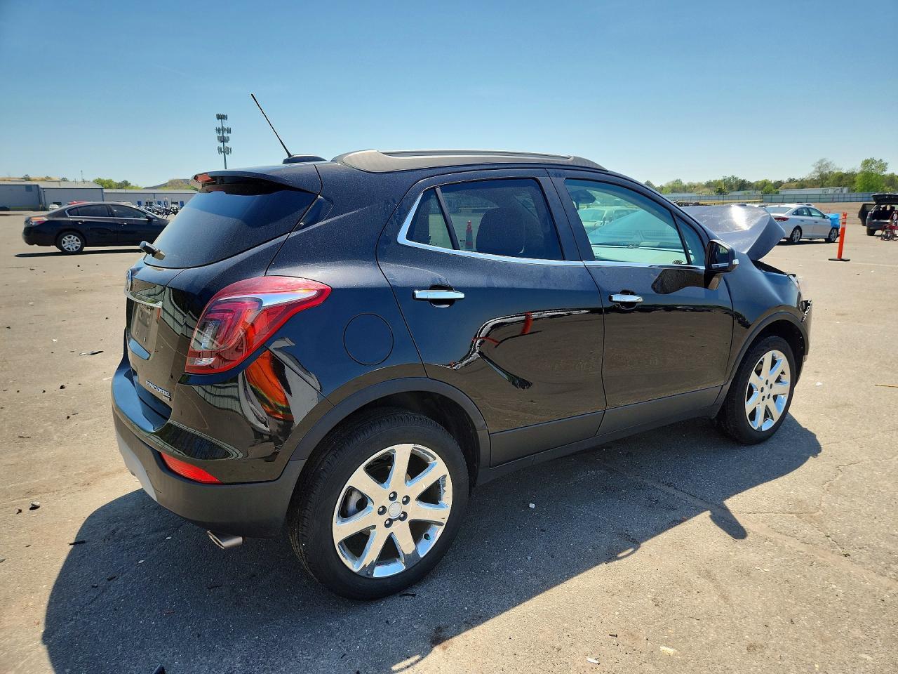 2020 Buick Encore Essence - Image 3