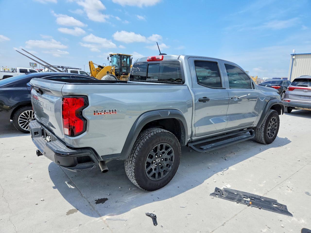 2025 Chevrolet Colorado Trail Boss - Фото 3