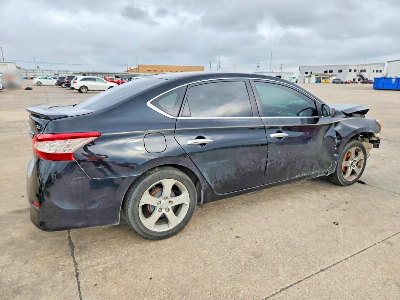 2015 Nissan Sentra S - Фото 5