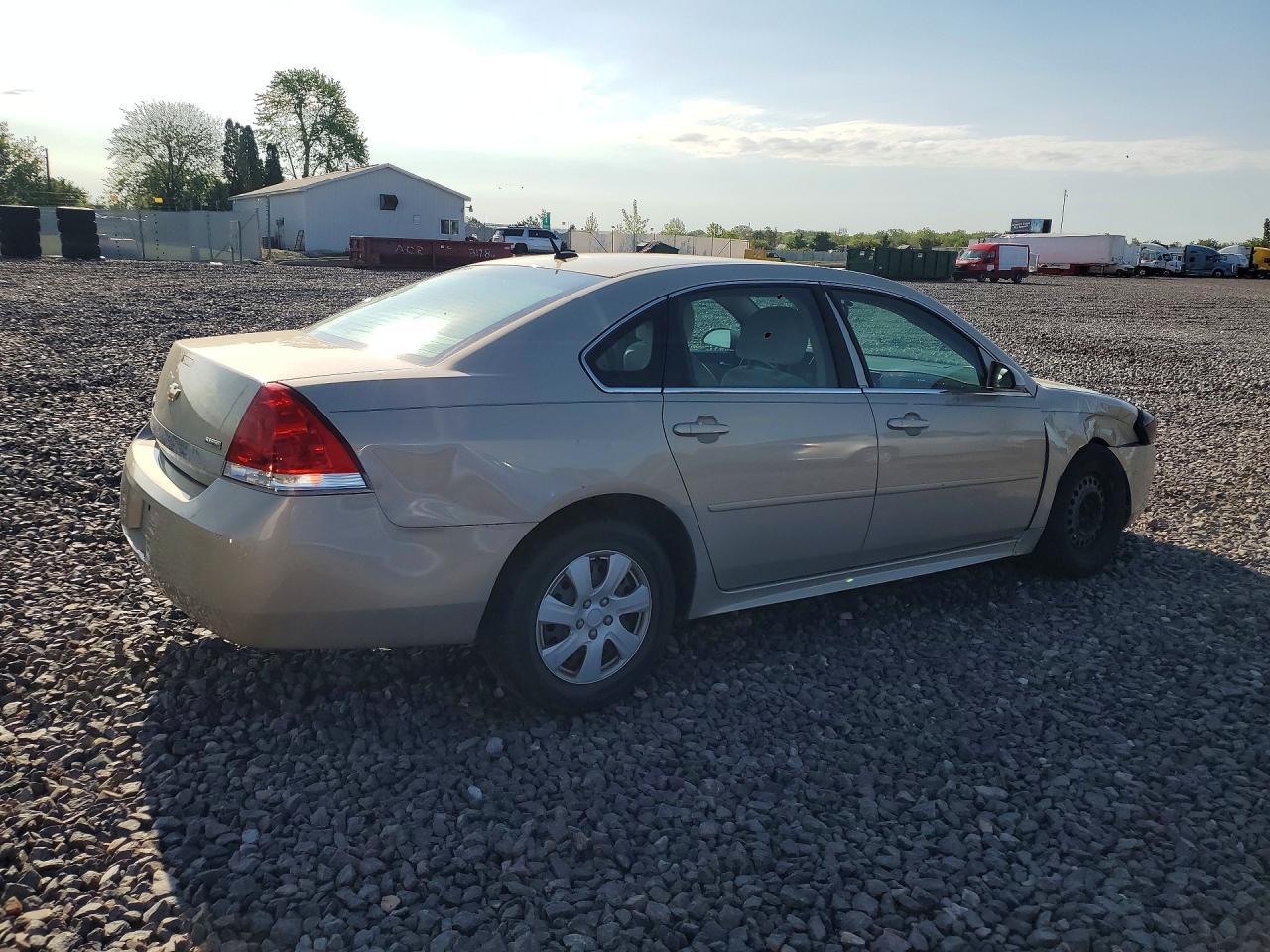 2010 Chevrolet Impala Ls - Image 3