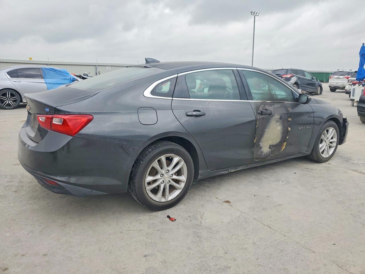2018 Chevrolet Malibu Hybrid - Image 3