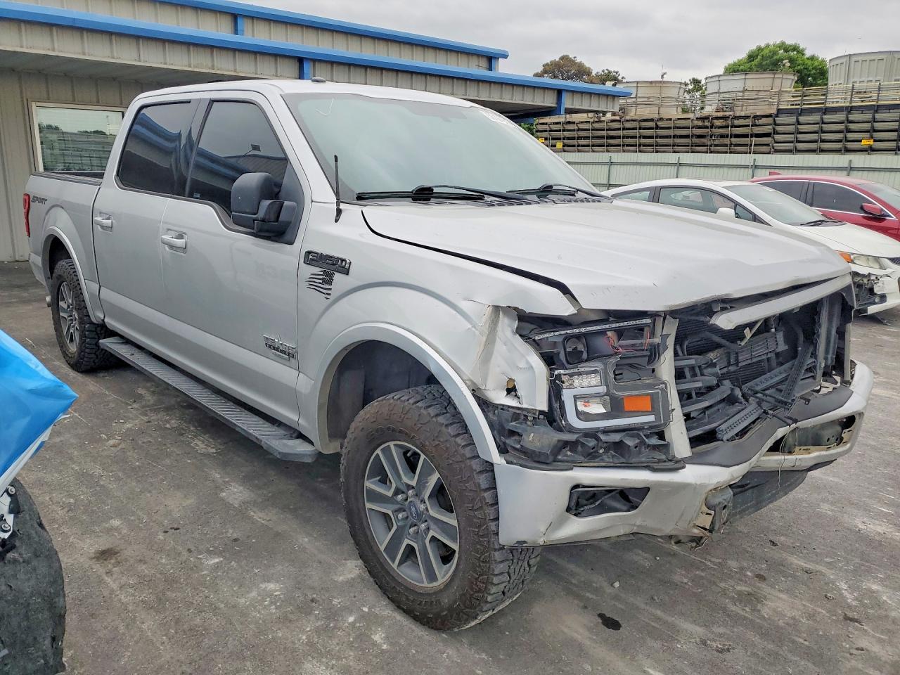 2016 Ford F150 Supercrew - Фото 4