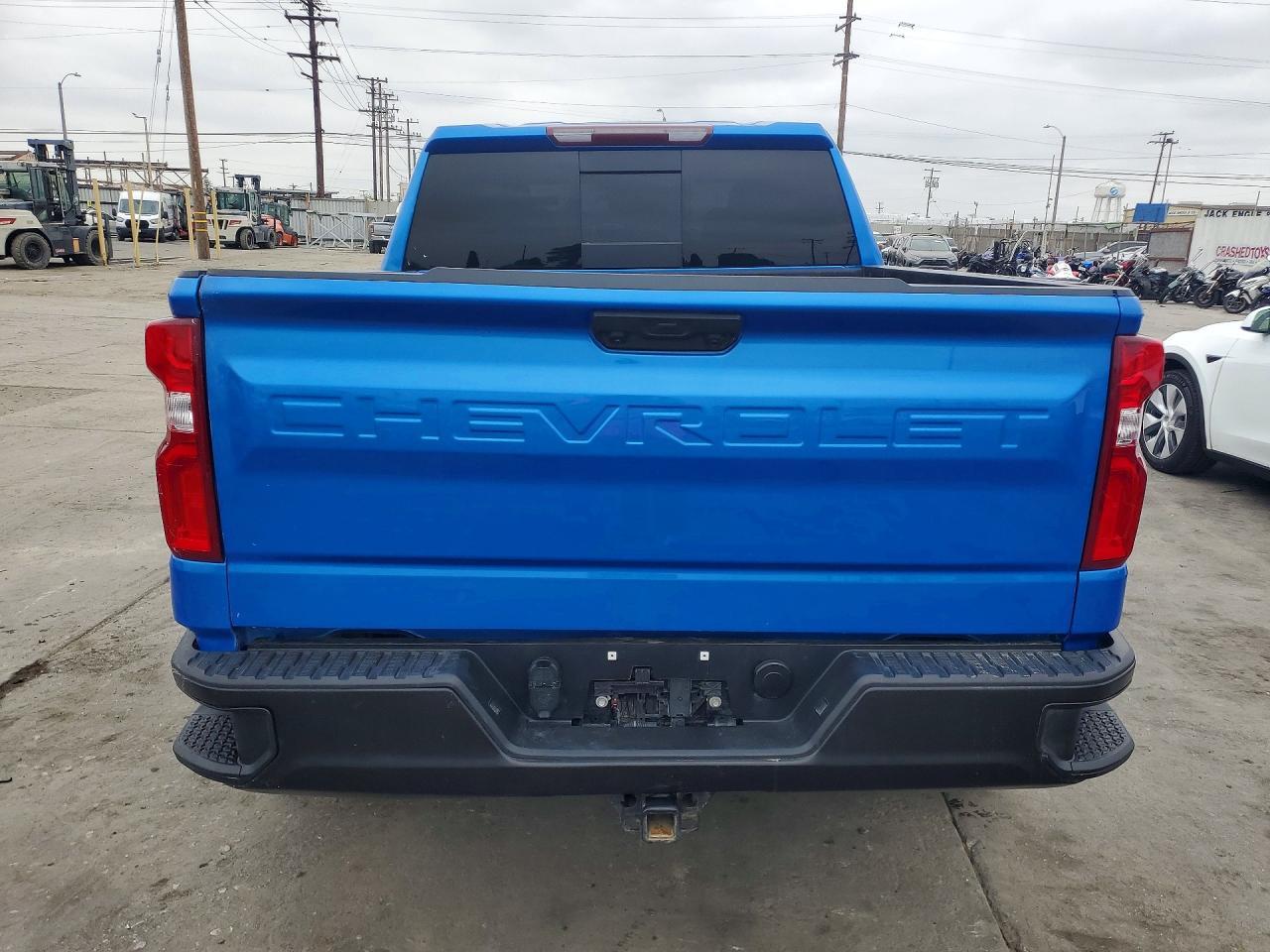 2025 Chevrolet Silverado K1500 Lt Trail Boss - Image 6