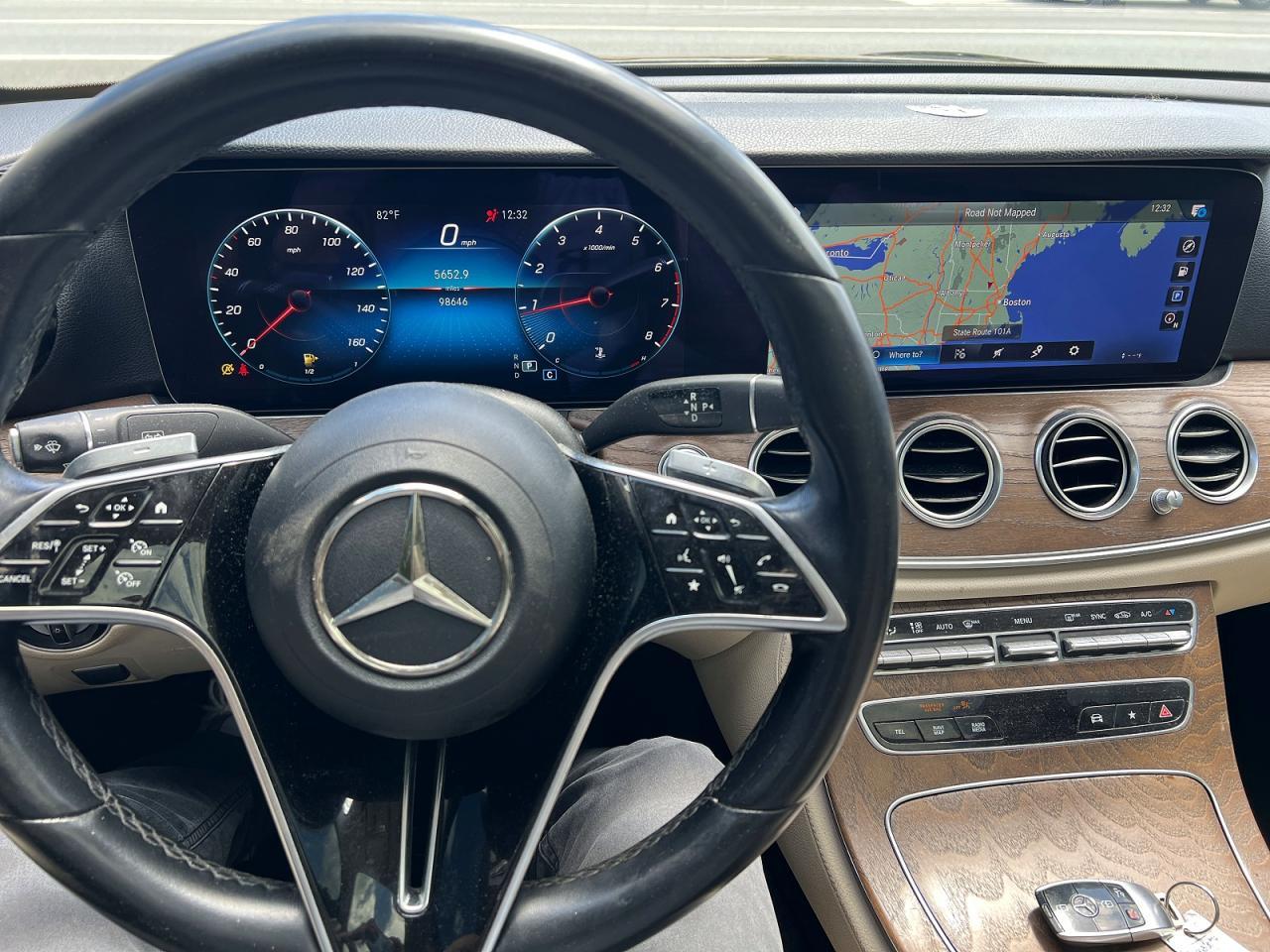 2021 Mercedes-Benz E 350 4Matic - Фото 7