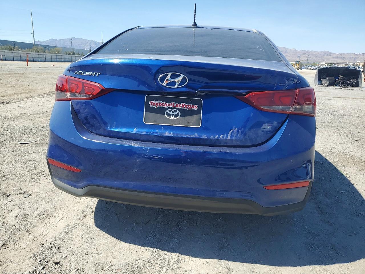 2021 Hyundai Accent Se - Фото 6