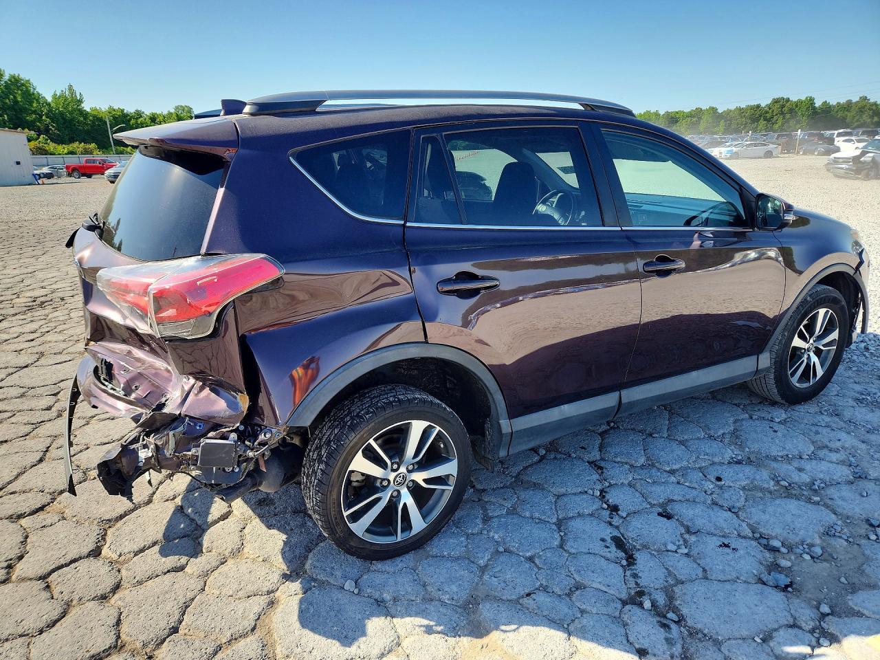 2018 Toyota Rav4 Xle - Фото 3