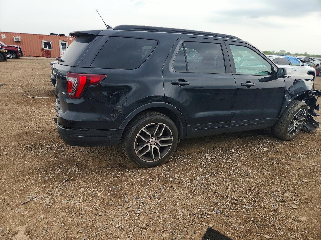 2018 Ford Explorer Sport - Фото 3