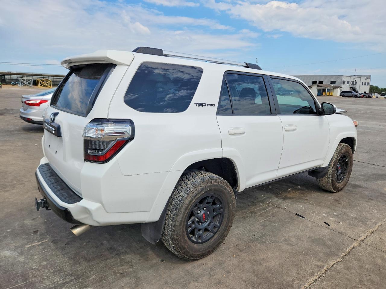 2015 Toyota 4Runner - Фото 3