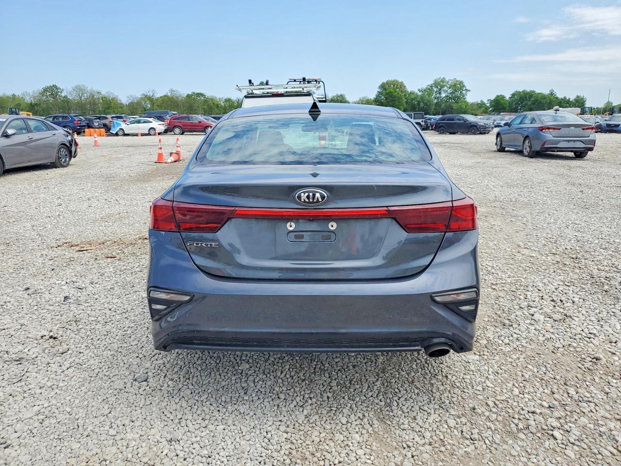 2020 Kia Forte Lxs - Image 6