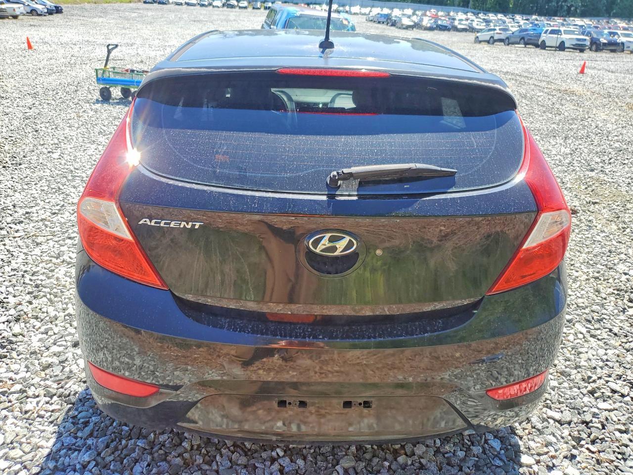 2013 Hyundai Accent Se - Фото 6
