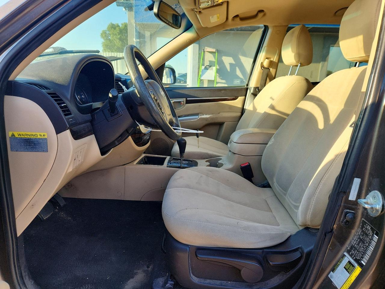 2012 Hyundai Santa Fe Gls - Image 7