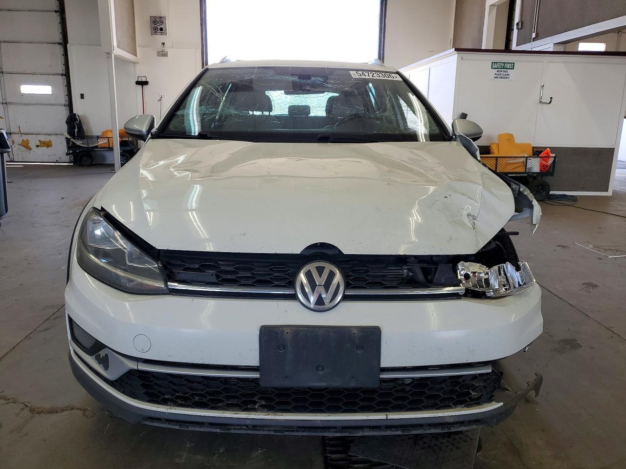 2018 Volkswagen Golf Alltrack S - Фото 5