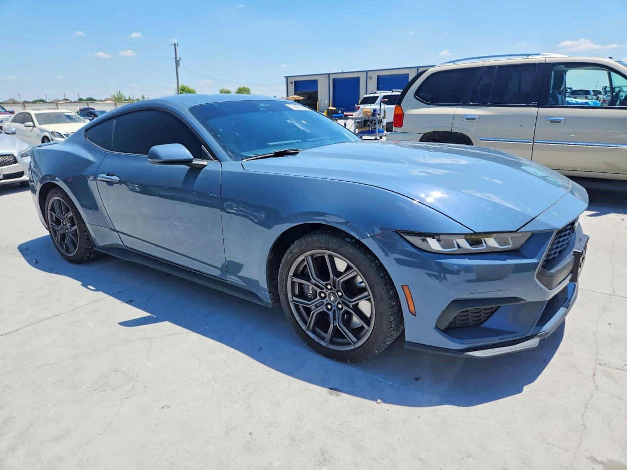 2024 Ford Mustang - Фото 4