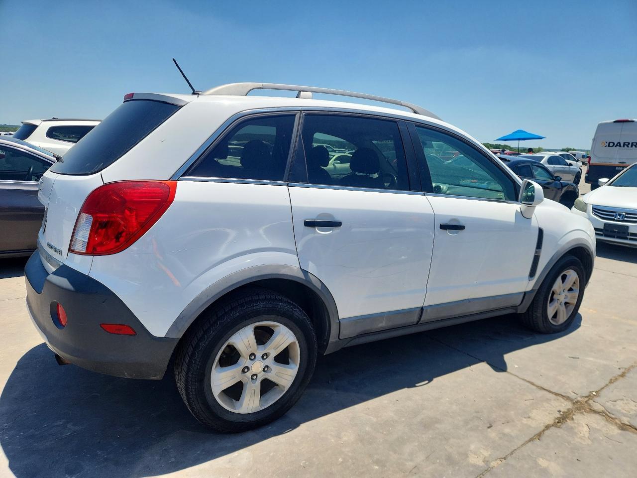 2013 Chevrolet Captiva Ls - Image 3